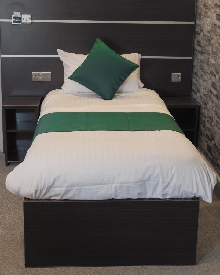 Best Western Ebbw Vale Eksteriør billede