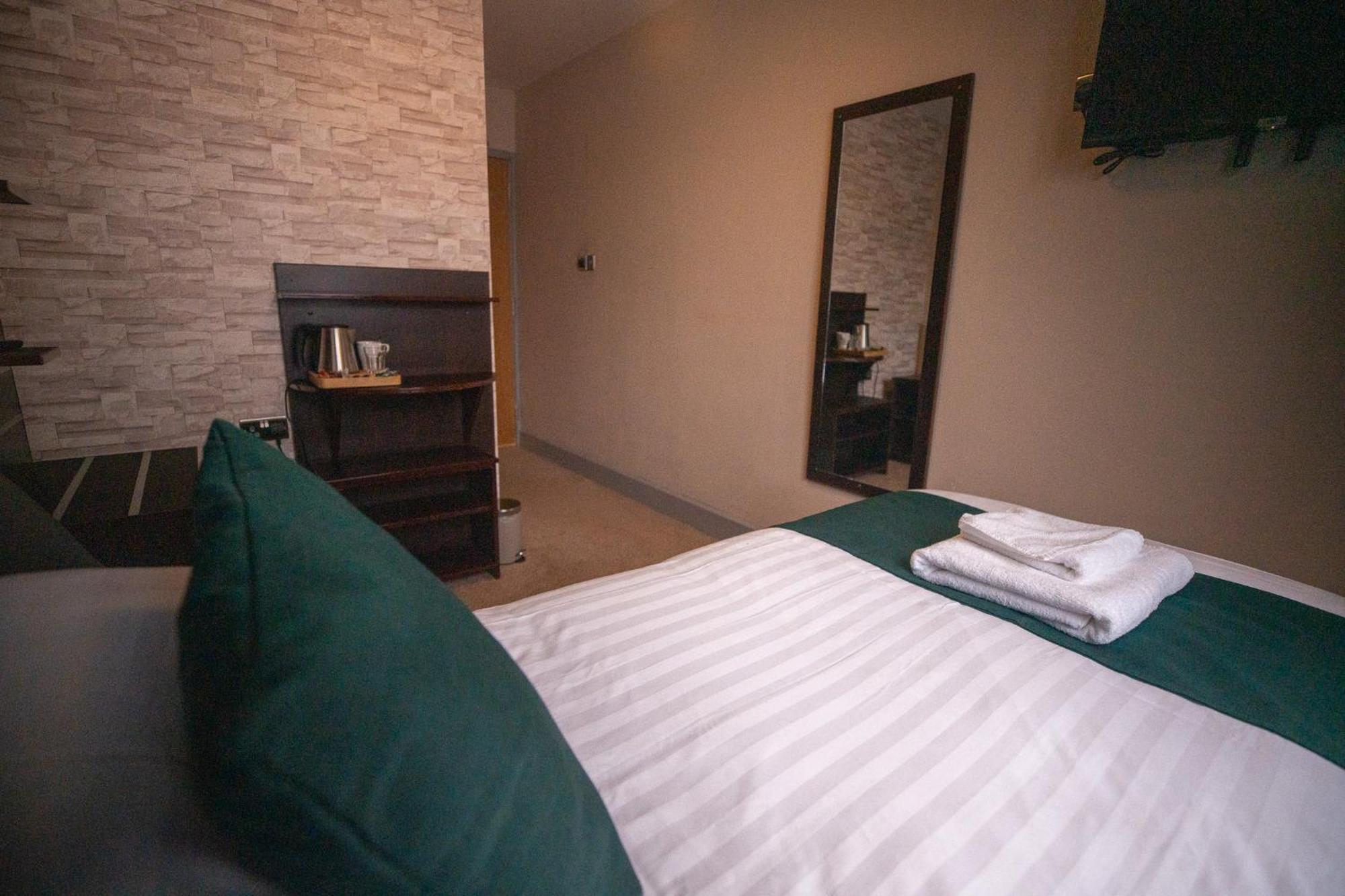 Best Western Ebbw Vale Eksteriør billede